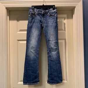 Miss Me Jeans Low-Rise Boot Cut ~  Size - 26 Waist, 31 1/2 Inseam.